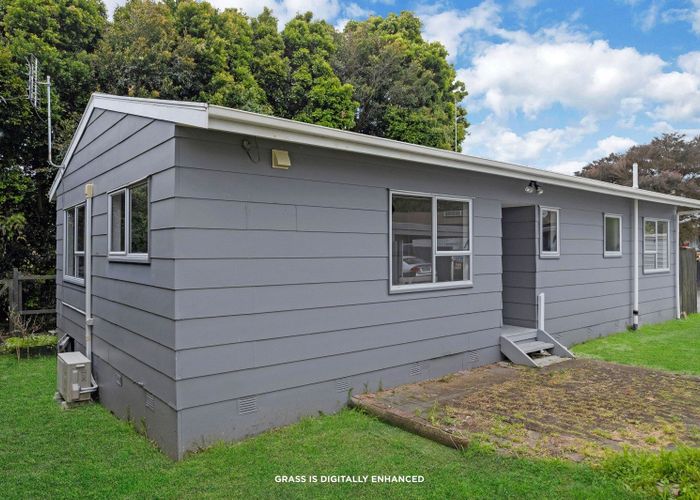  at 1/11 Justamere Place, Weymouth, Manukau City, Auckland