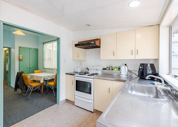  at 74 Royal Terrace, City Centre, Dunedin, Otago