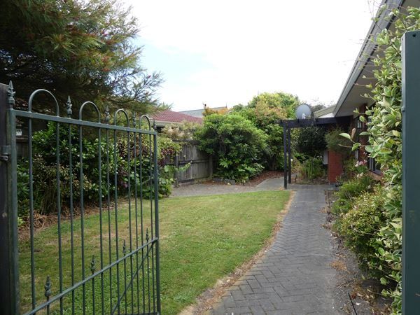  at 26 Montclare Ave, Ilam, Christchurch City, Canterbury