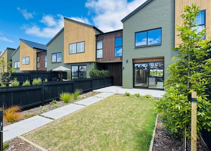  at 3 Golden Fall Road, Hobsonville, Waitakere City, Auckland