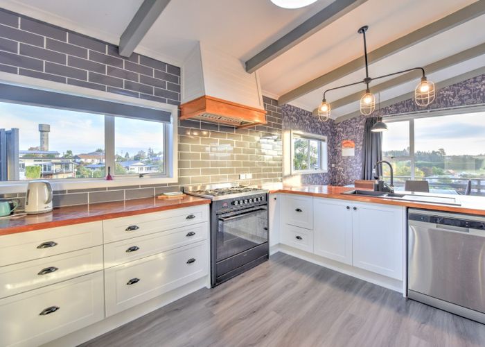  at 9 Tainui Street, Gore, Gore