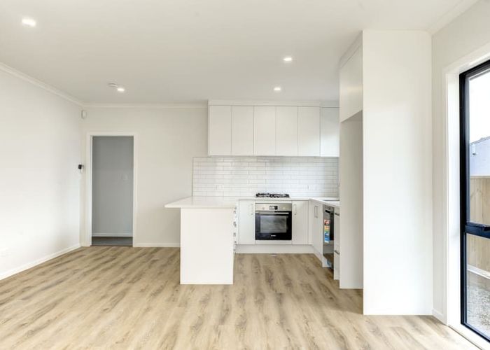  at 2/49 Hinton Avenue, Forest Lake, Hamilton, Waikato
