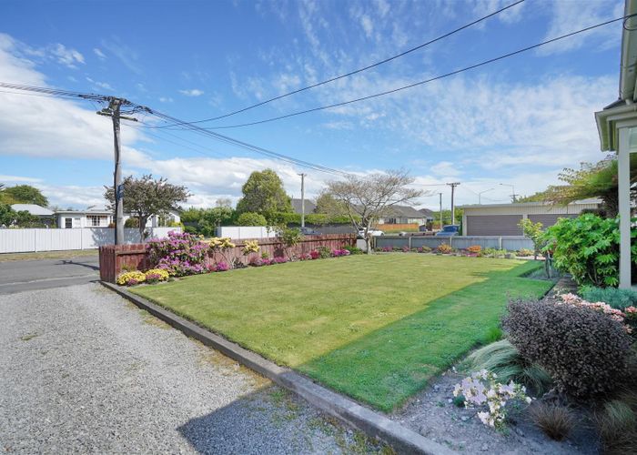  at 50 Pitcairn Crescent, Bryndwr, Christchurch