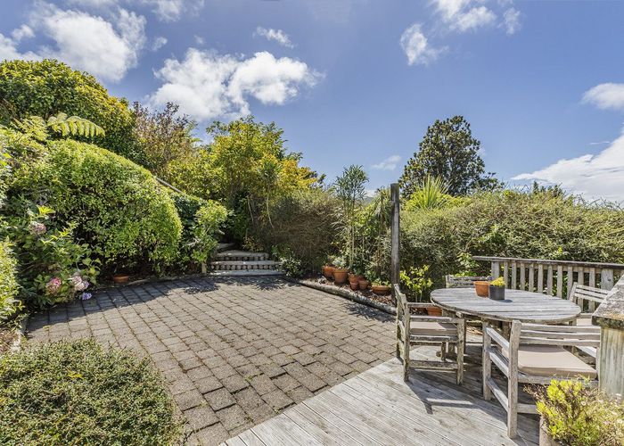  at 8 Allington Road, Karori, Wellington, Wellington