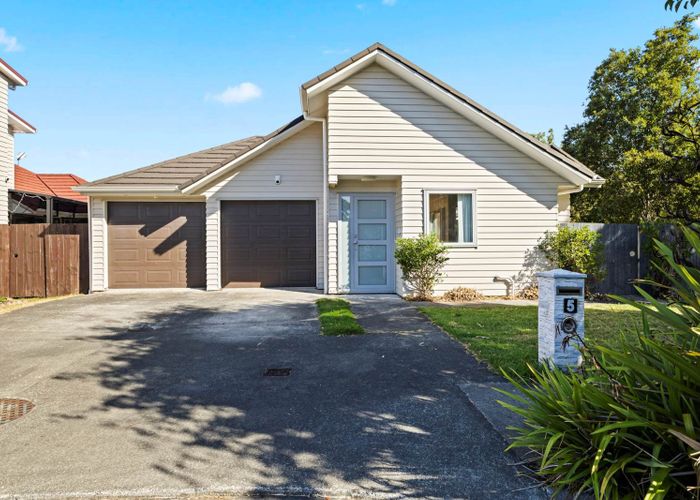  at 5 Whekau Drive, Takanini, Papakura, Auckland