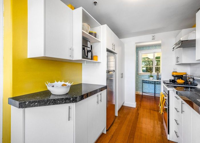  at 2/46 Fendalton Road, Fendalton, Christchurch City, Canterbury