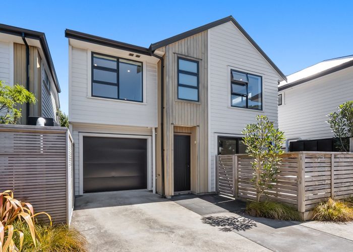  at 90A Cambridge Terrace, Waterloo, Lower Hutt, Wellington