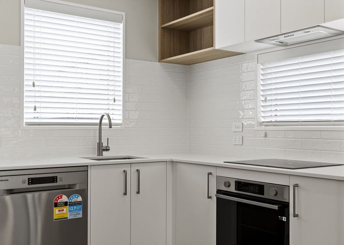  at 52 Whiteleigh Avenue, Addington, Christchurch City, Canterbury