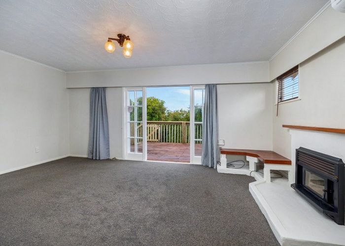  at 21 Waitaki Street, Henderson, Waitakere City, Auckland