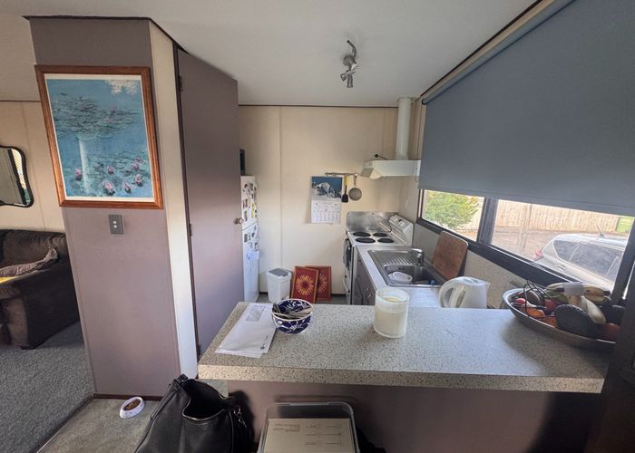  at 2/141 Carnoustie Drive, Wattle Downs, Manukau City, Auckland