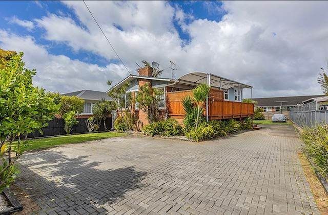  at 32 Sunnybrae Road, Hillcrest, North Shore City, Auckland