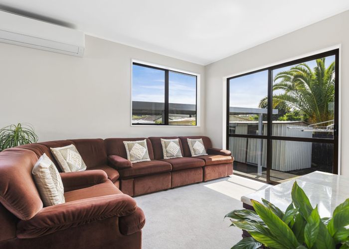  at 2/26 Karepo Crescent, Ranui, Waitakere City, Auckland