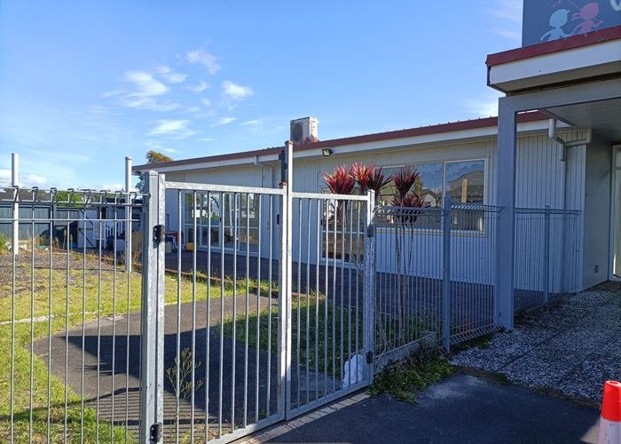  at 2 Bukem Place, Favona, Manukau City, Auckland