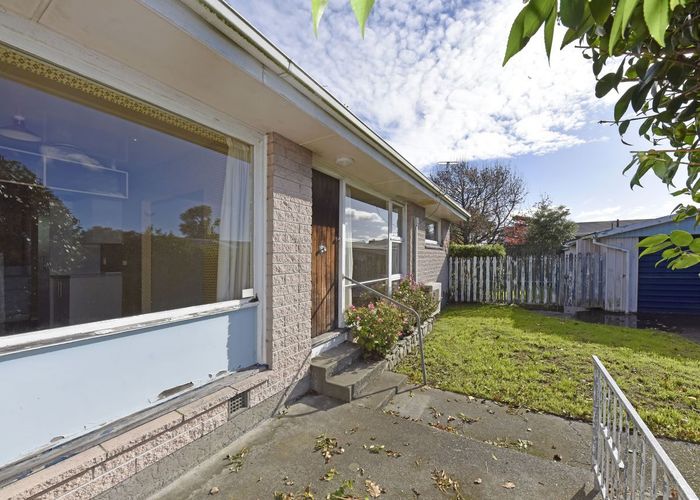  at 2/198 Halswell Road, Hillmorton, Christchurch