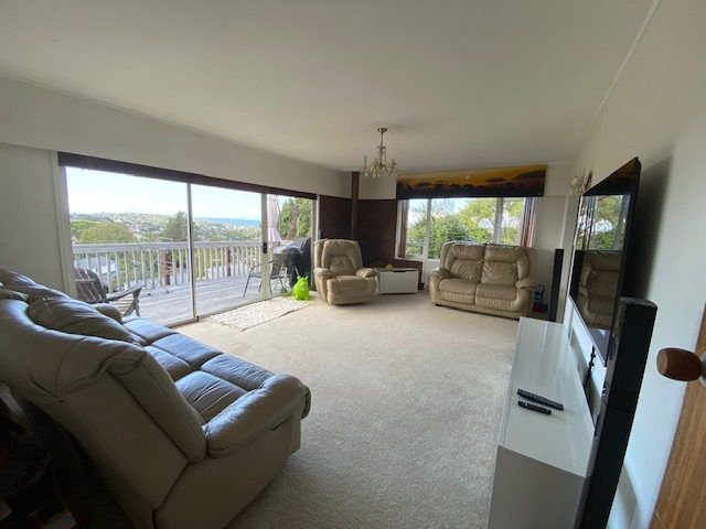 at 679 East Coast Road, Browns Bay, Auckland