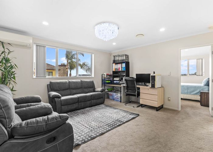  at 51 Mt Lebanon Crescent, The Gardens, Manukau City, Auckland