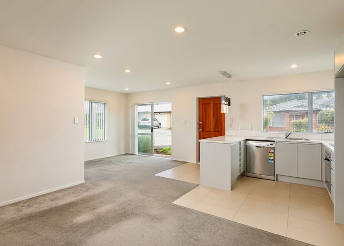  at 16/68 Fonteyn Street, Avondale, Auckland