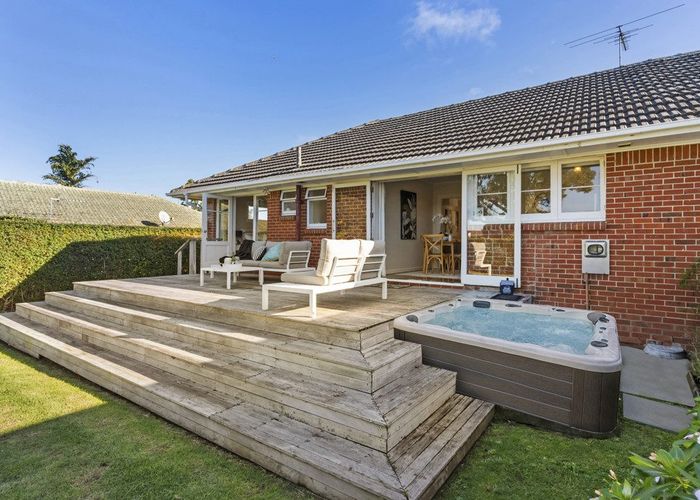  at 2/69a Symonds Street, Royal Oak, Auckland City, Auckland