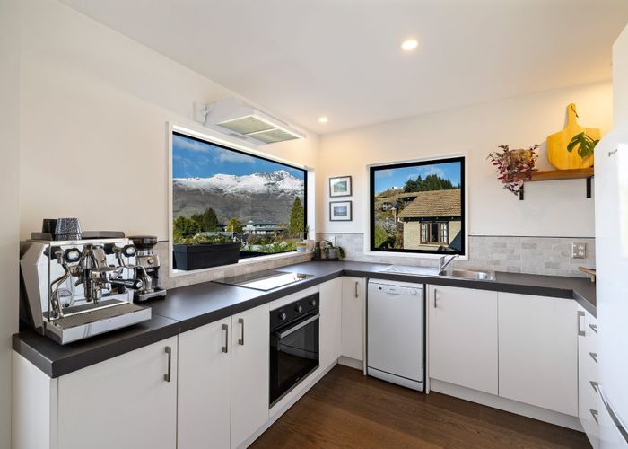  at 17A Wynyard Crescent, Fernhill, Queenstown-Lakes, Otago