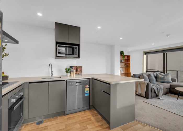  at 2/378 Worcester Street, Linwood, Christchurch City, Canterbury