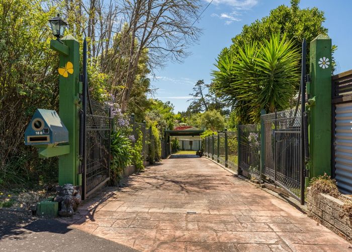  at 18B Richan Street, Glenview, Hamilton
