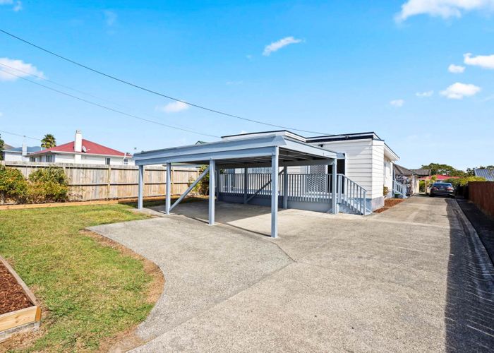  at 68 Archibald Road, Kelston, Waitakere City, Auckland