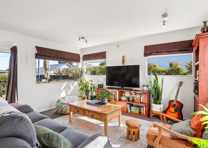  at 686 Te Atatu Road, Te Atatu Peninsula, Waitakere City, Auckland