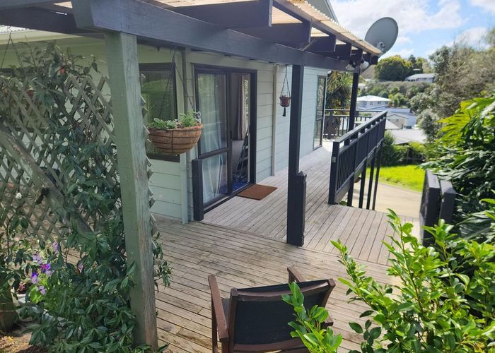  at 78 Peach Road, Glenfield, North Shore City, Auckland