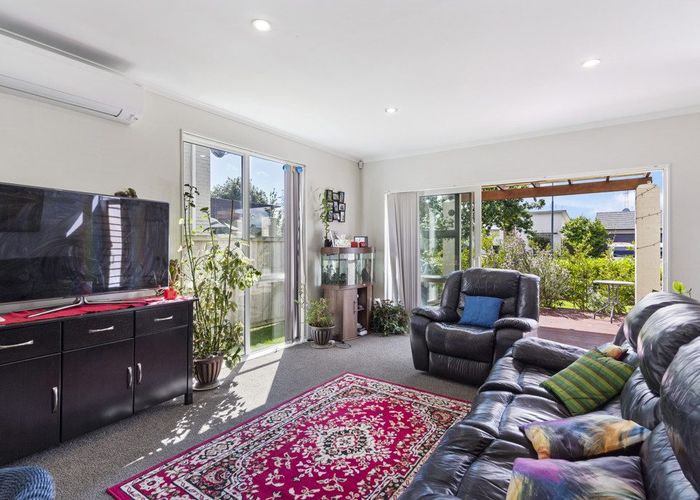  at 31 Popokatea Drive, Takanini, Papakura, Auckland