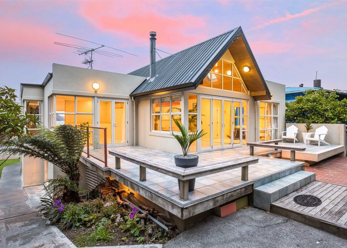  at 13 Moana Road, Plimmerton, Porirua