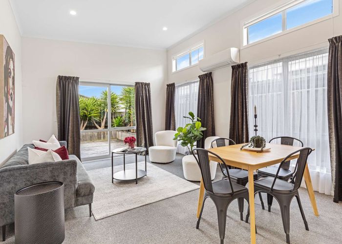  at 24 Rangitira Avenue, City Centre, Palmerston North, Manawatu / Whanganui