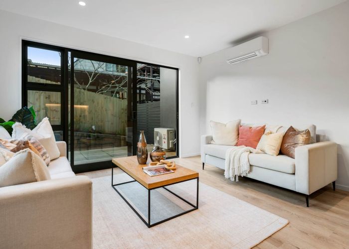  at 9 Pharlap Drive, Albany, North Shore City, Auckland