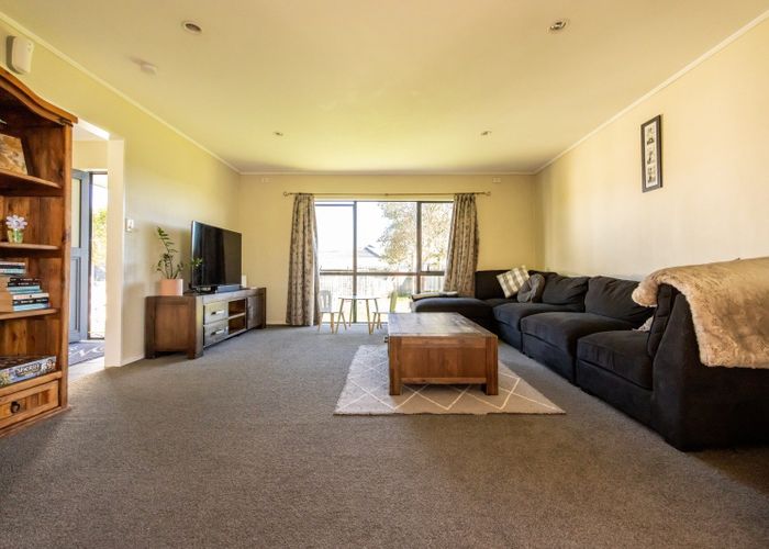  at 28 Peppertree Glade, Kelvin Grove, Palmerston North