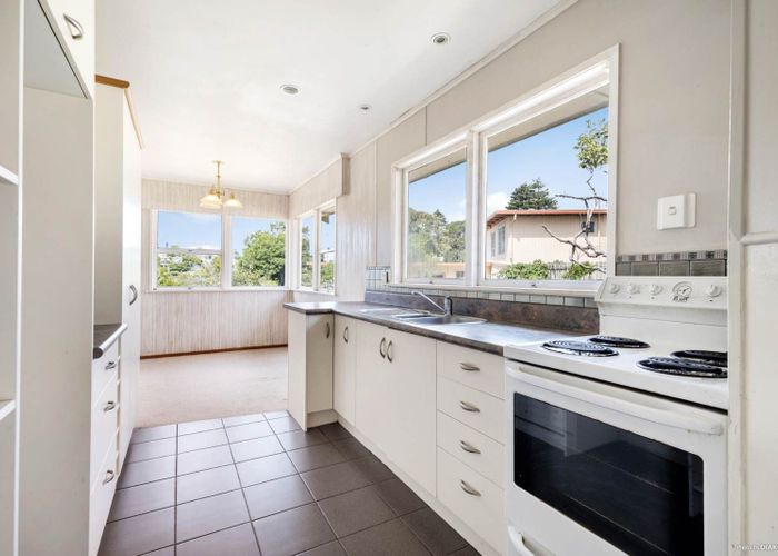  at 54 Boundary Road, Blockhouse Bay, Auckland
