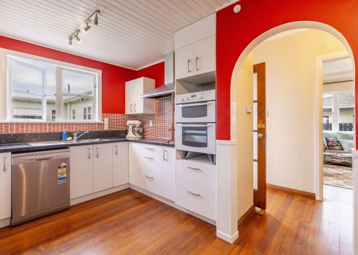  at 6 Lowry Terrace, Marewa, Napier