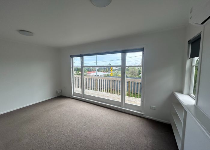  at 53A Sylvan Crescent, Te Atatu South, Waitakere City, Auckland
