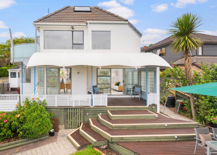  at 3/90 Aberdeen Road, Campbells Bay, Auckland