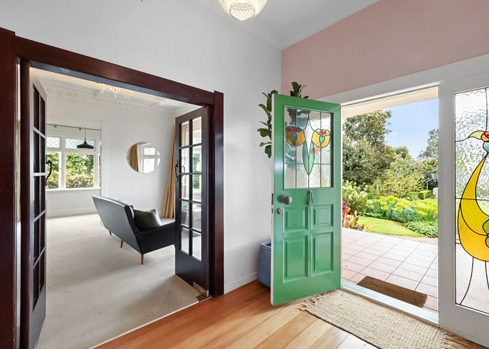  at 533 Devon Street West, Blagdon, New Plymouth, Taranaki