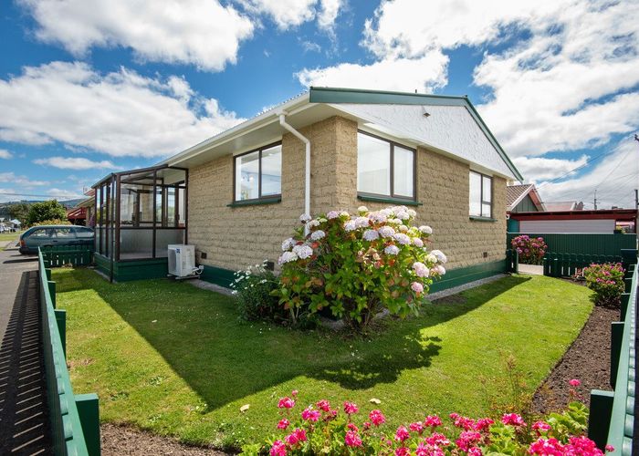  at 10 Bellona Street, Saint Kilda, Dunedin, Otago