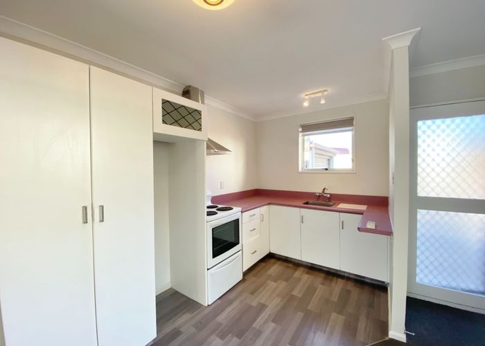 at 3/74 Picton Av, Riccarton, Christchurch City, Canterbury
