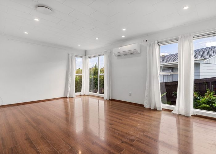  at 26 Mawney Road, Henderson, Waitakere City, Auckland