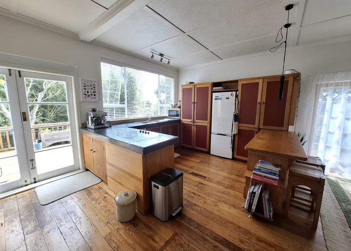  at 222 Frankley Road, Frankleigh Park, New Plymouth