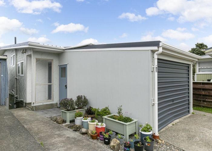  at 16A Lenox Grove, Johnsonville, Wellington