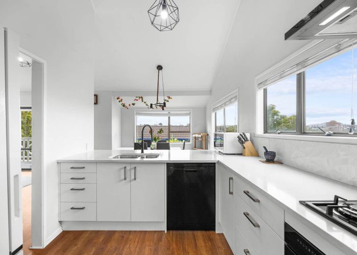  at 1/3 Tahinga Street, Northcote, North Shore City, Auckland