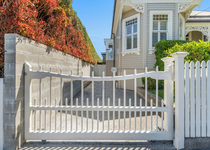  at 21 Albany Road, Herne Bay, Auckland City, Auckland