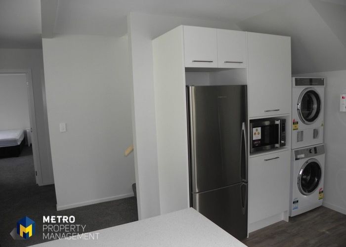  at Flat C, Rm 1/80 Manor Place, City Centre, Dunedin, Otago