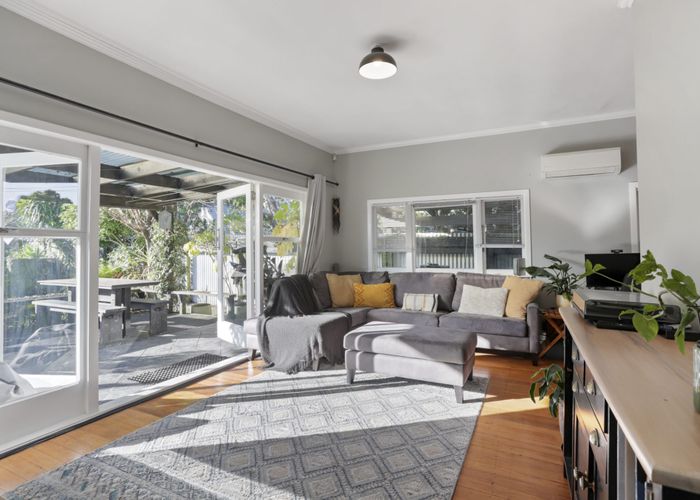  at 334 West Coast Road, Glen Eden, Waitakere City, Auckland