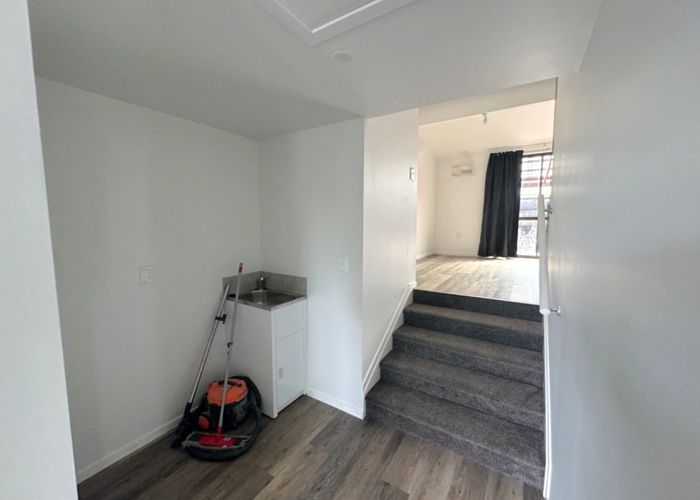  at 2 Stella Place, Manurewa, Manukau City, Auckland