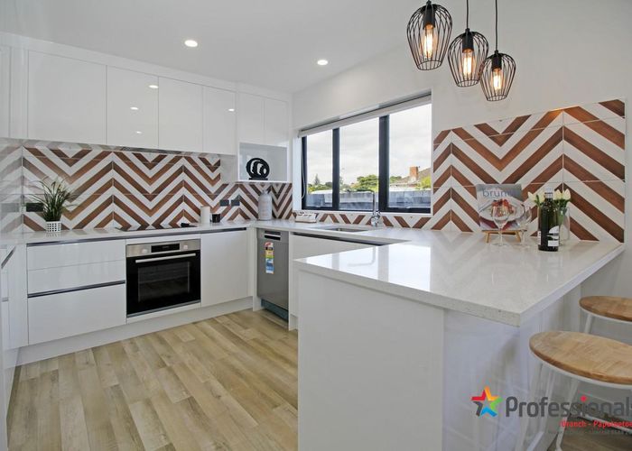  at 64D Friesian Drive, Mangere, Auckland