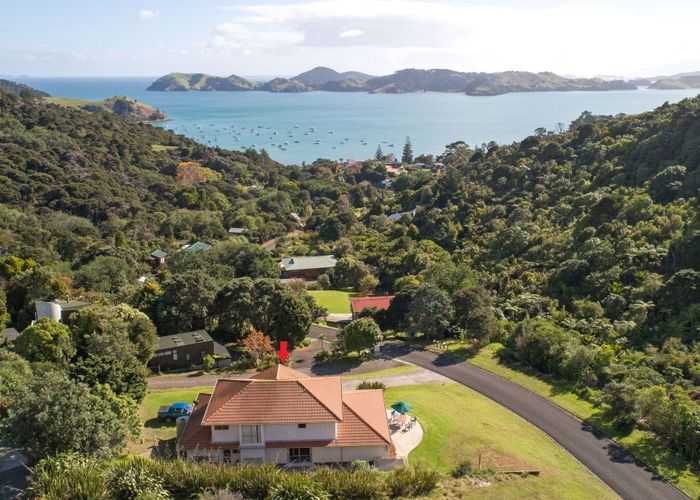  at 84 Kowhai Drive, Te Kouma